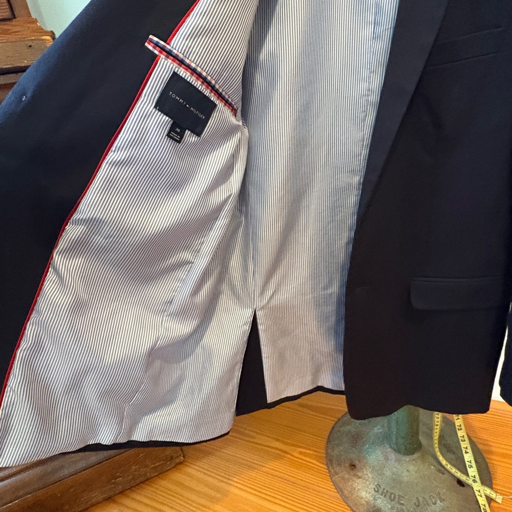 Tommy Hilfiger Navy Blue blazer for a young man - Picture 2 of 5